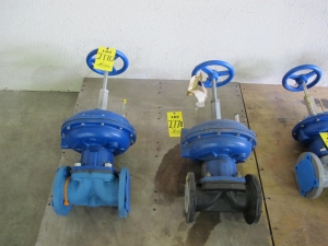 LOT (2) VALVES, DIAPHRAGM TYPE, 3" SIZE, 150 LB RATING, DUCTILE IRON POLYPROPYLENE LINED MATERIAL FLANGED CONNECTIONS, WEIR STYLE, EPDM DIAPHRAGM SOFTGOODS, 2AH CENTURY AIR OPERATOR. WITH FLUORESCENT POSITION INDICATOR AND MANUAL OVERRIDE ON THE SPRING OPEN, AIR TO
CLOSE ACTUATOR (W-51) LOADING & HANDLING FEE $15-